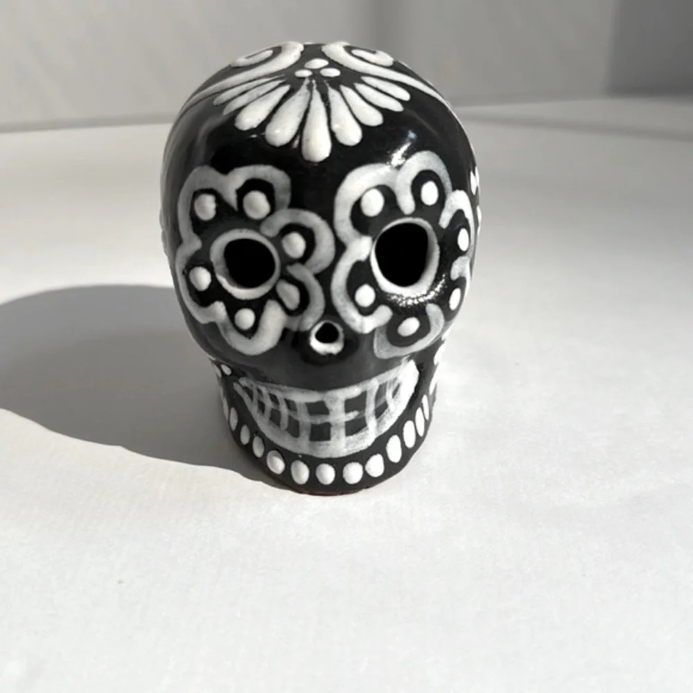 Talavera Salazar Calavera Skull 3.5” Ceramic Black White NWOT